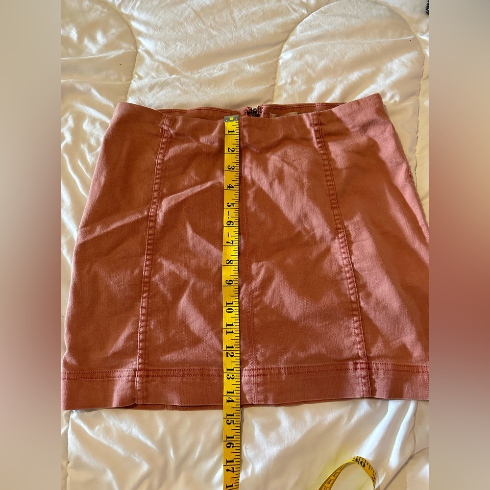 Jolt rusted pink jean skirt with zip in back